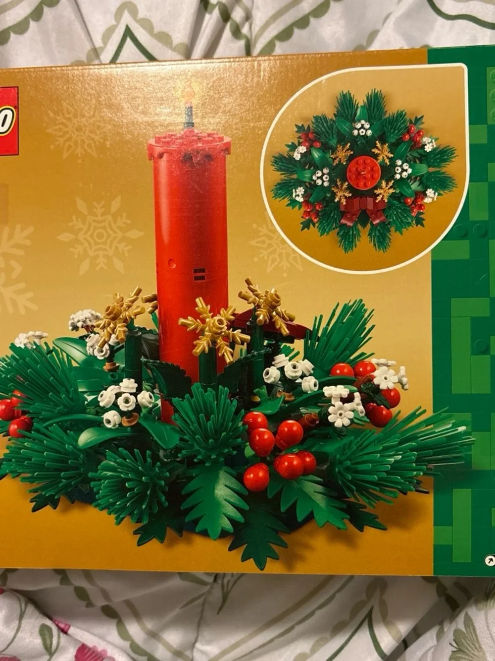 Lego Red Candle Holiday Garland with Green Foliage and Red Berries